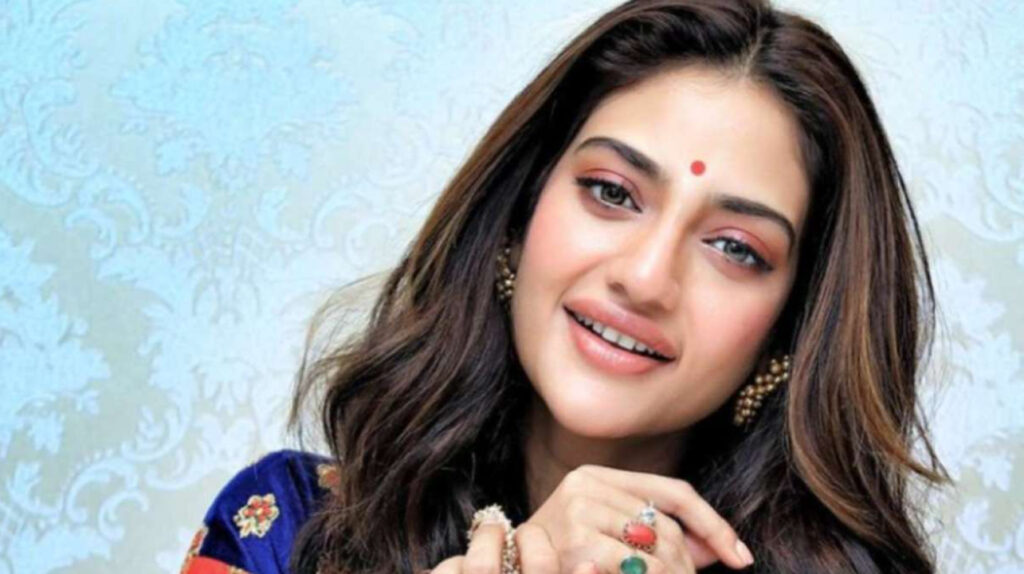 Nusrat Jahan News: যশের হাত ছেড়ে বলিউড নায়কের প্রেমে পড়ছেন নুসরাত!