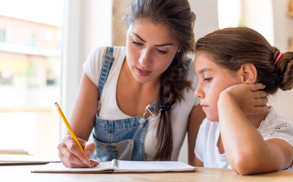 Effective Parenting Guide: সন্তানের সঠিক লালন-পালনের সেরা টিপস ও স্ট্র্যাটেজি