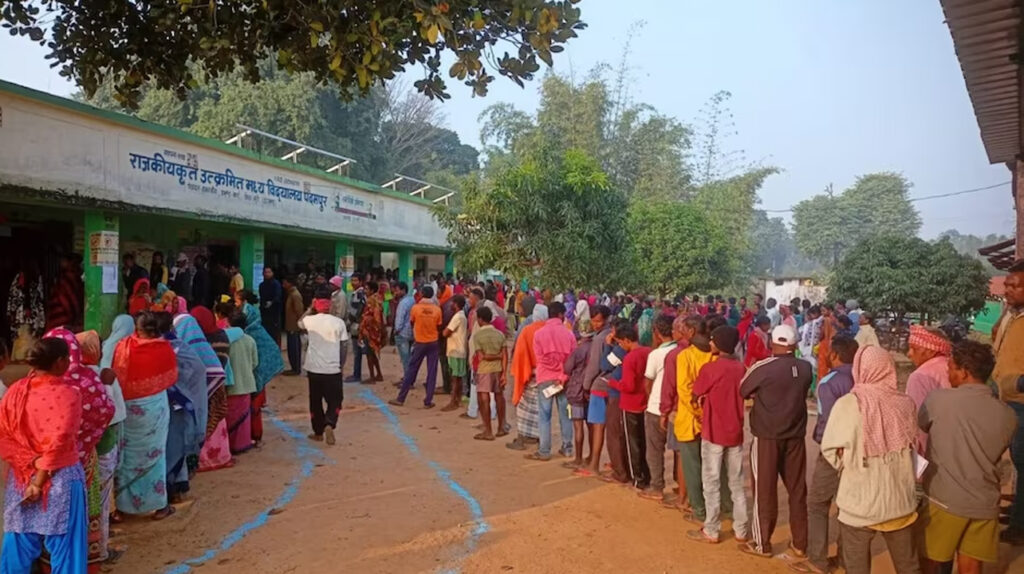 Election Results 2024 Live: মহারাষ্ট্রে ব্যবধান বাড়াচ্ছে বিজেপি জোট, ঝাড়খণ্ডে এগিয়ে গেল ইন্ডিয়া! বাংলায় কী অবস্থা?